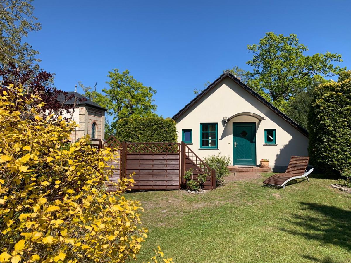 „Rentmeisterhaus Basedow“ Basedow  Zewnętrze zdjęcie